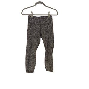 Athleta Ultimate Stash Textured 7/8 Tights B&W Printed Small Petite